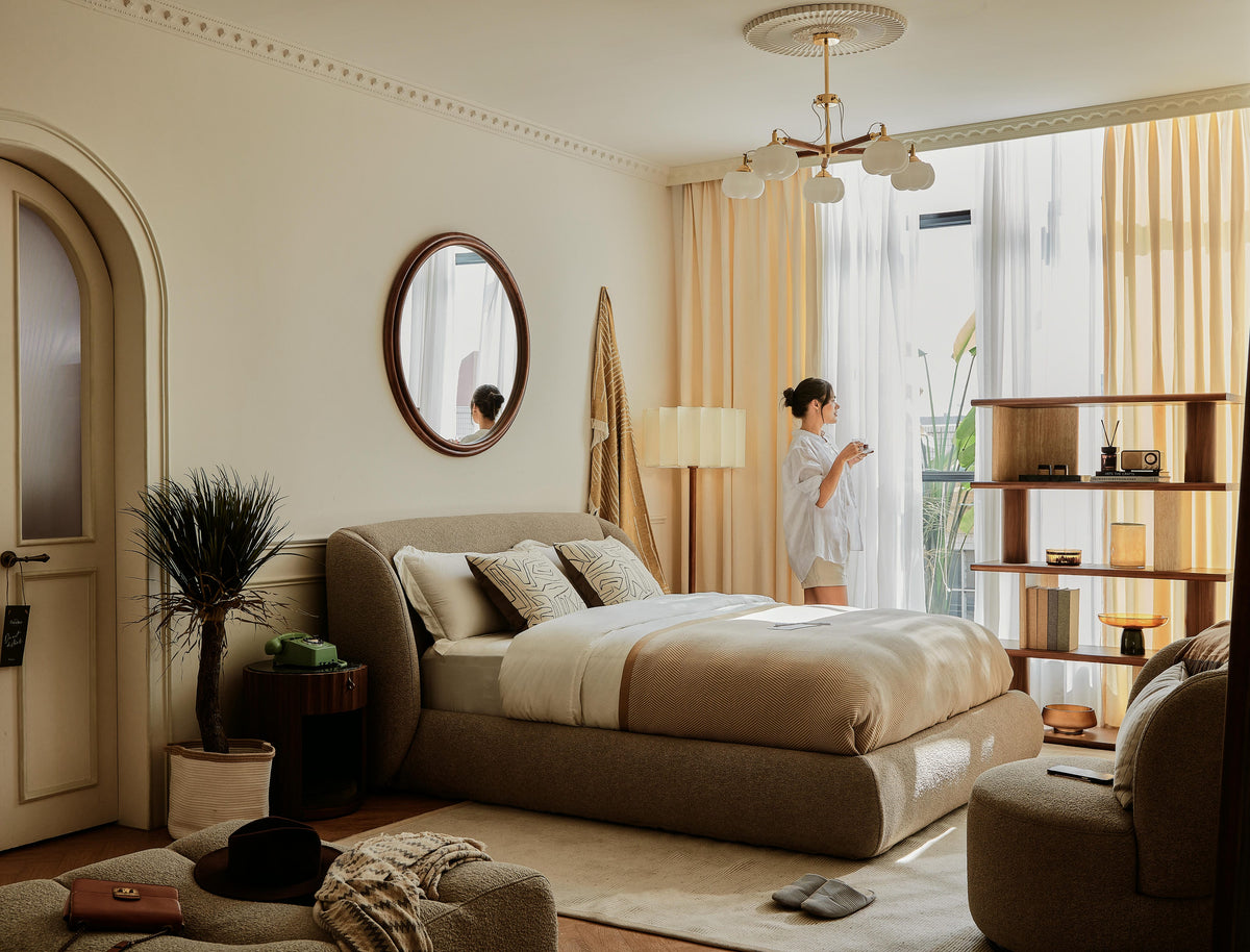 Hotel Paradiso Round Oversized Mirror